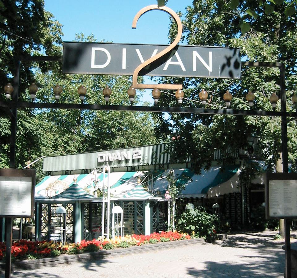 Divan 2
